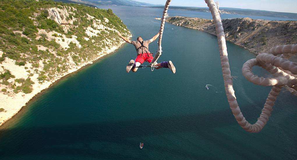 Bungee Jumping offers your stag do something a little different